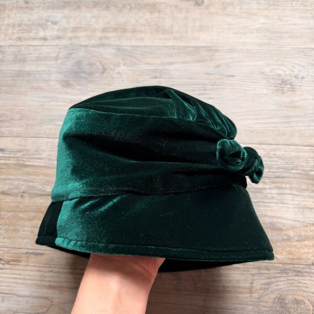 Boston Millinery The Alice Cloche Emerald Green Velvet Hat Handmade USA